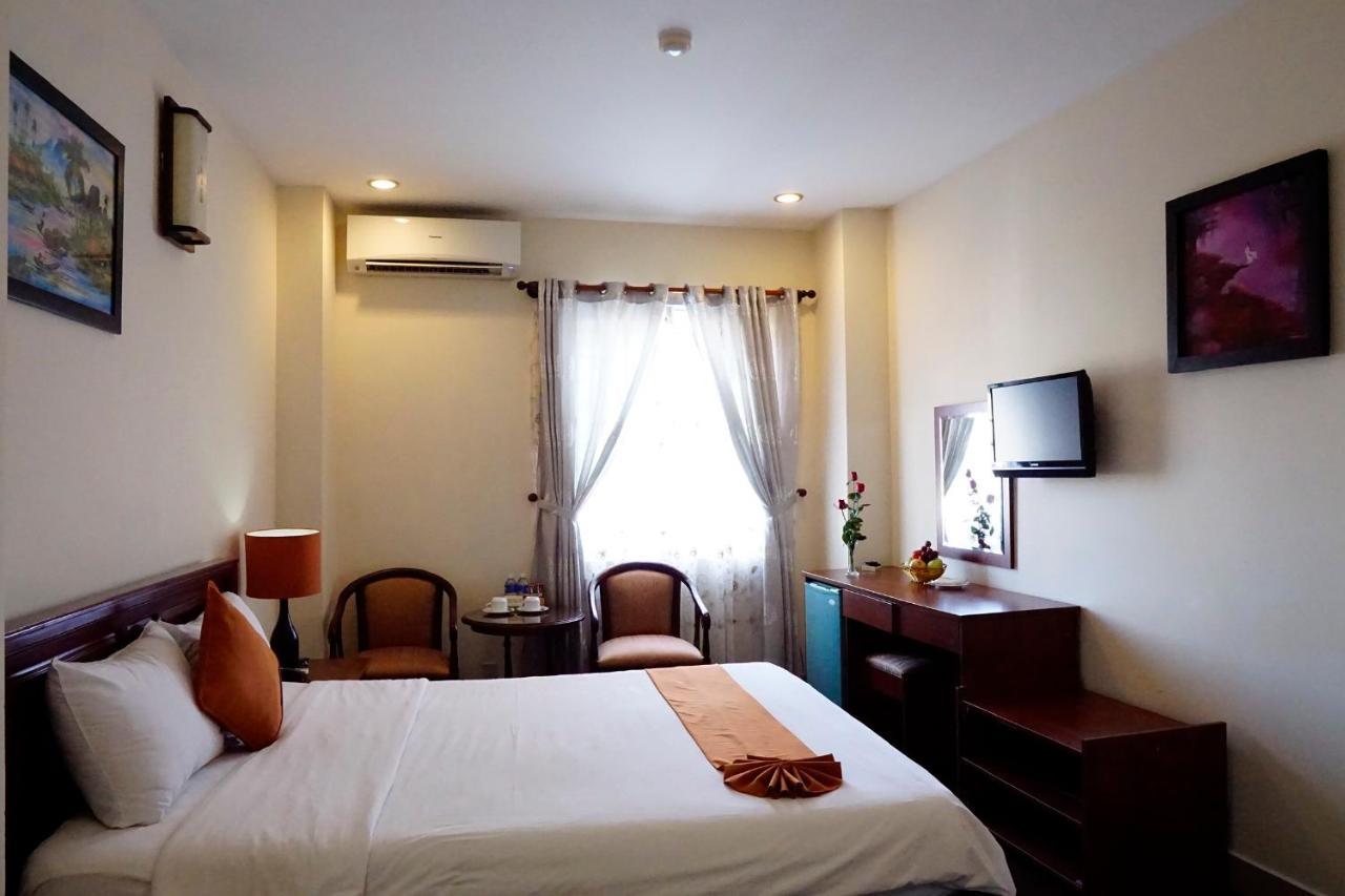 Golden Star Hotel Хуе Екстериор снимка