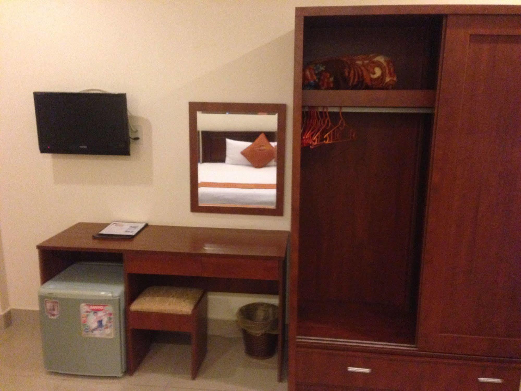 Golden Star Hotel Хуе Екстериор снимка