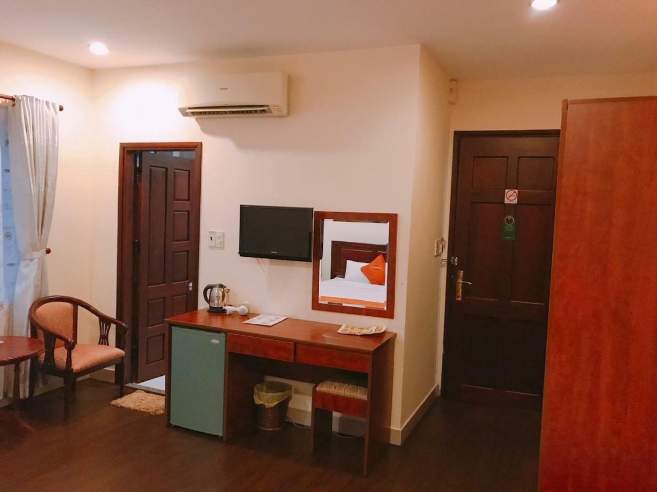 Golden Star Hotel Хуе Екстериор снимка
